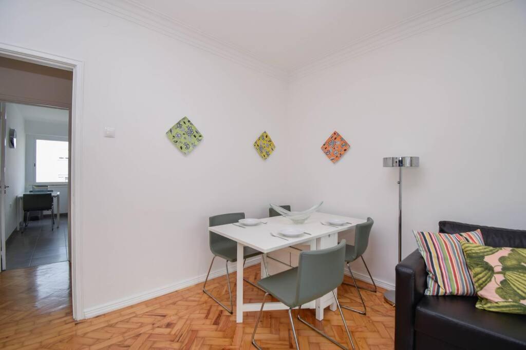 Cozy And Sunny Family Apartment Lisboa Exterior foto